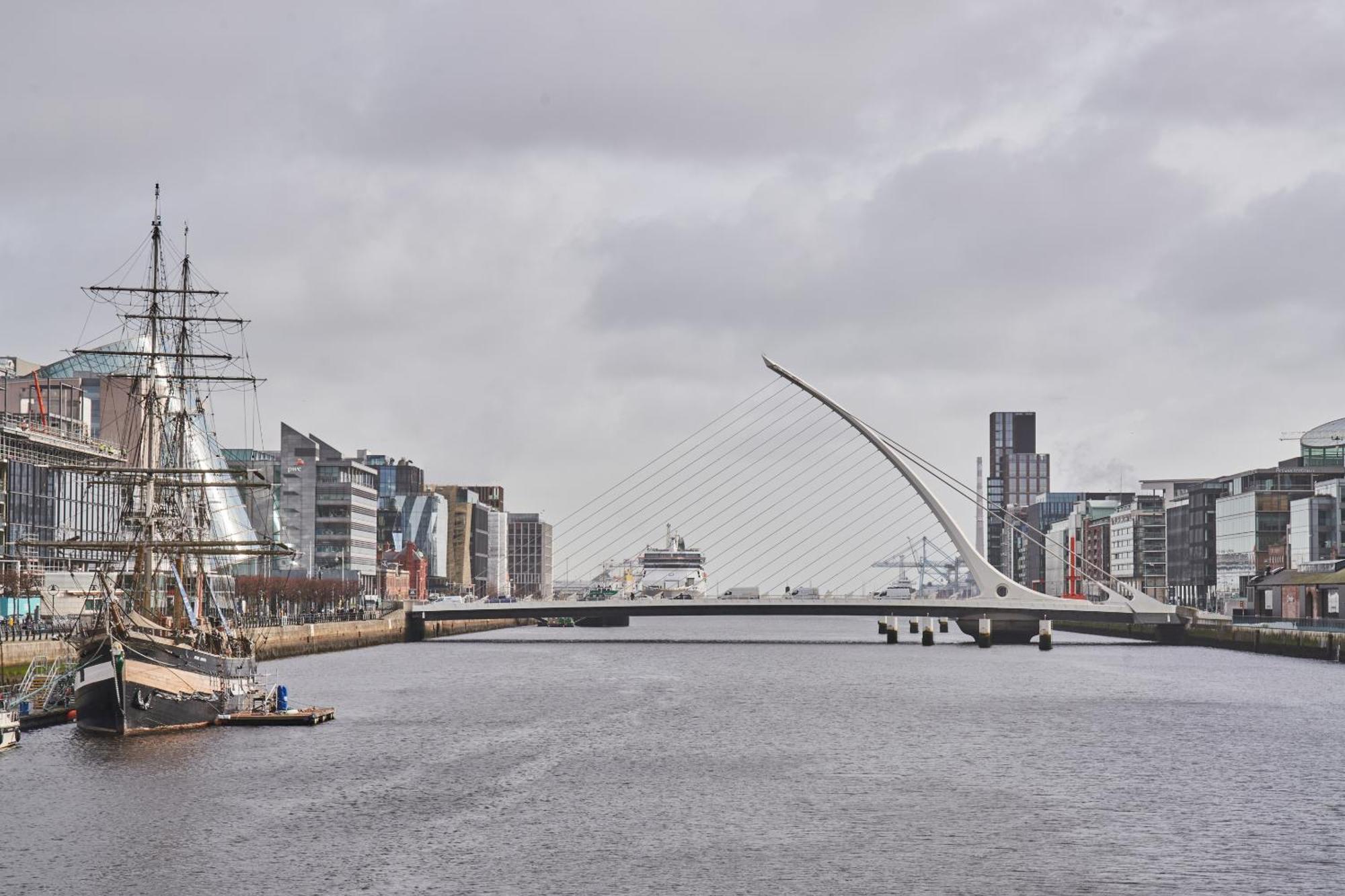 Britain Quay, Sonder Apartments By Marriott Bonvoy Дублин Экстерьер фото