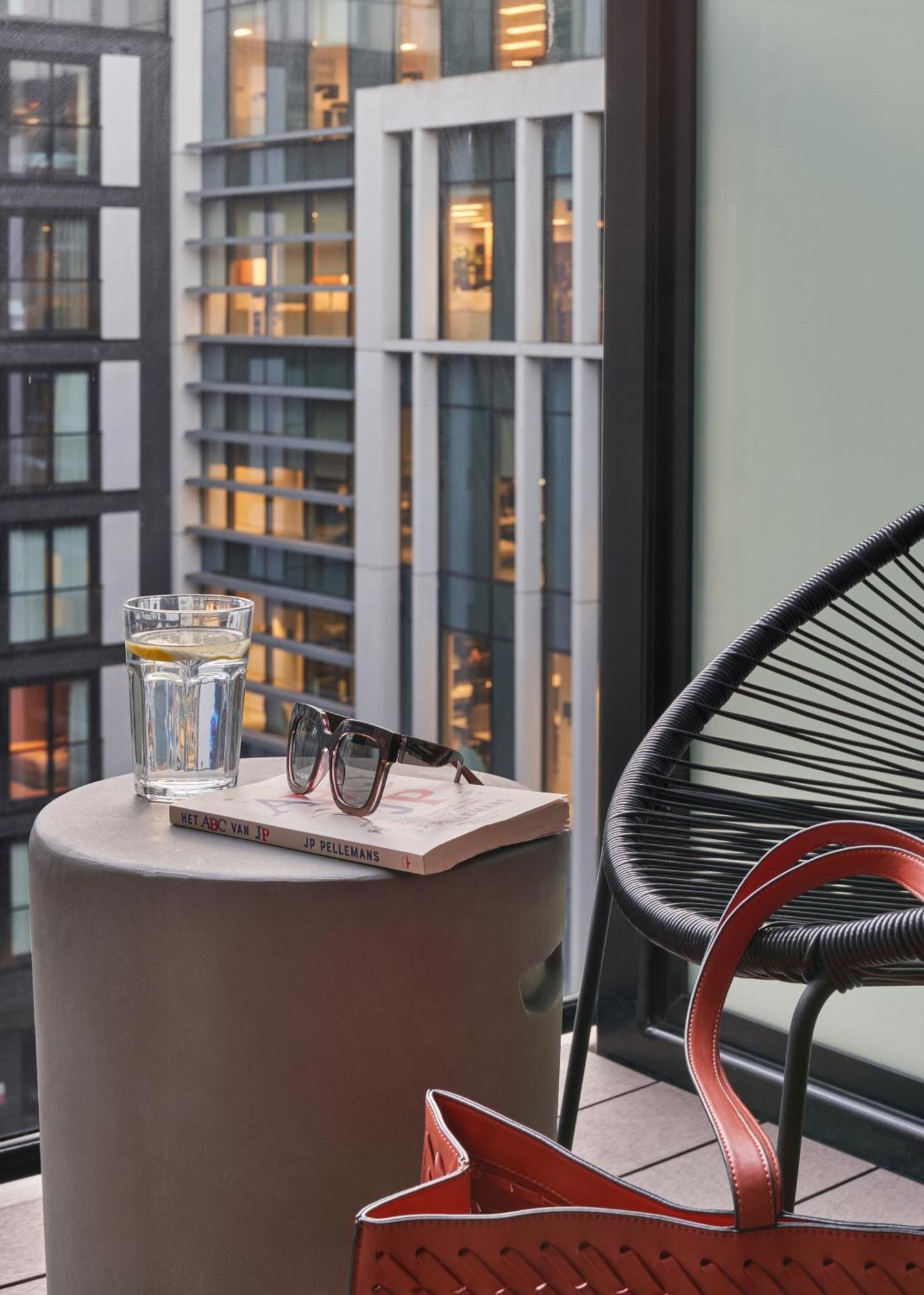 Britain Quay, Sonder Apartments By Marriott Bonvoy Дублин Номер фото